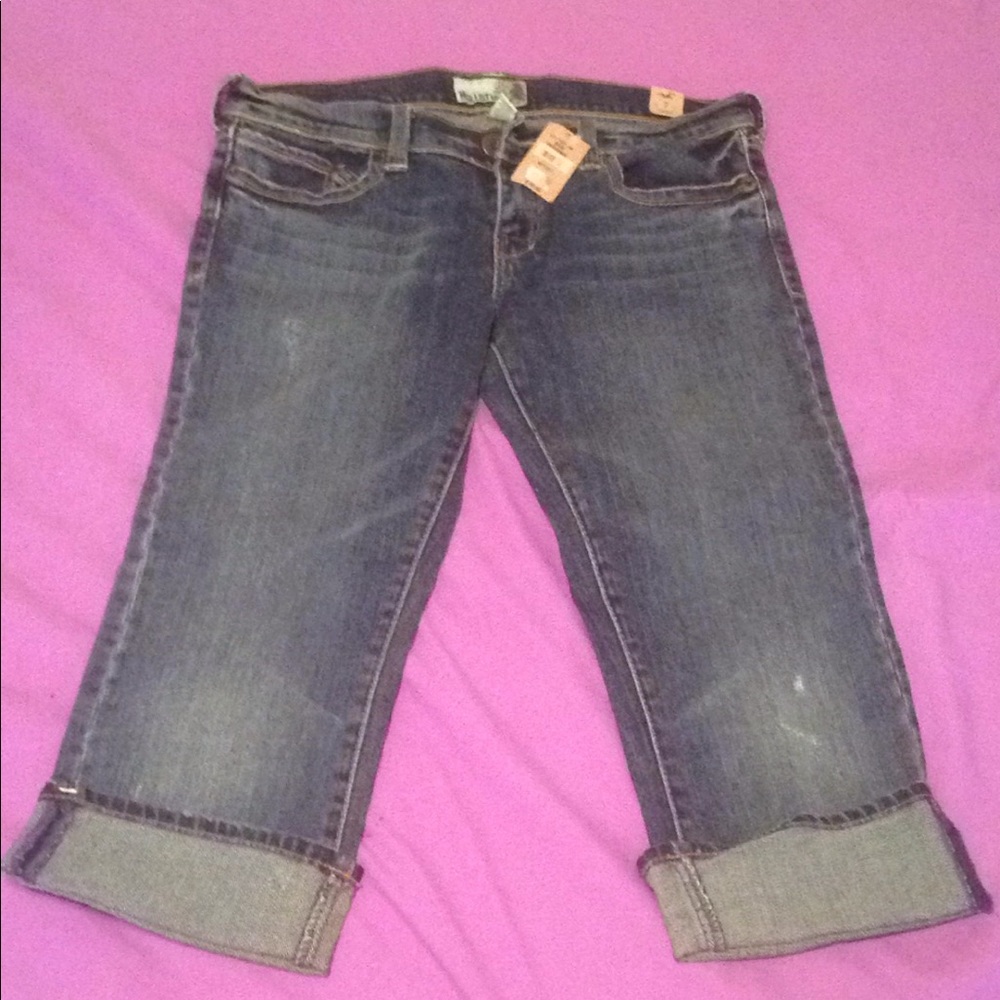 Brand New! Hollister Capris